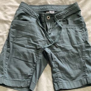 Black Diamond short